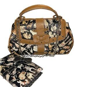 Sydney Love vintage 2007 dog and cat breeds purse with planner book.